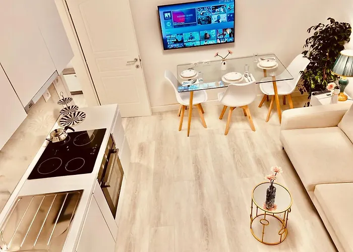 Apartment Leo's View